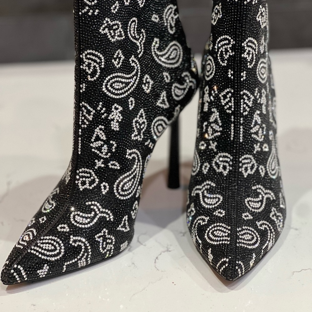 Steve Madden Black and White Paisley Heeled Boots